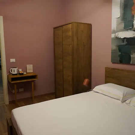 18a Guest house *